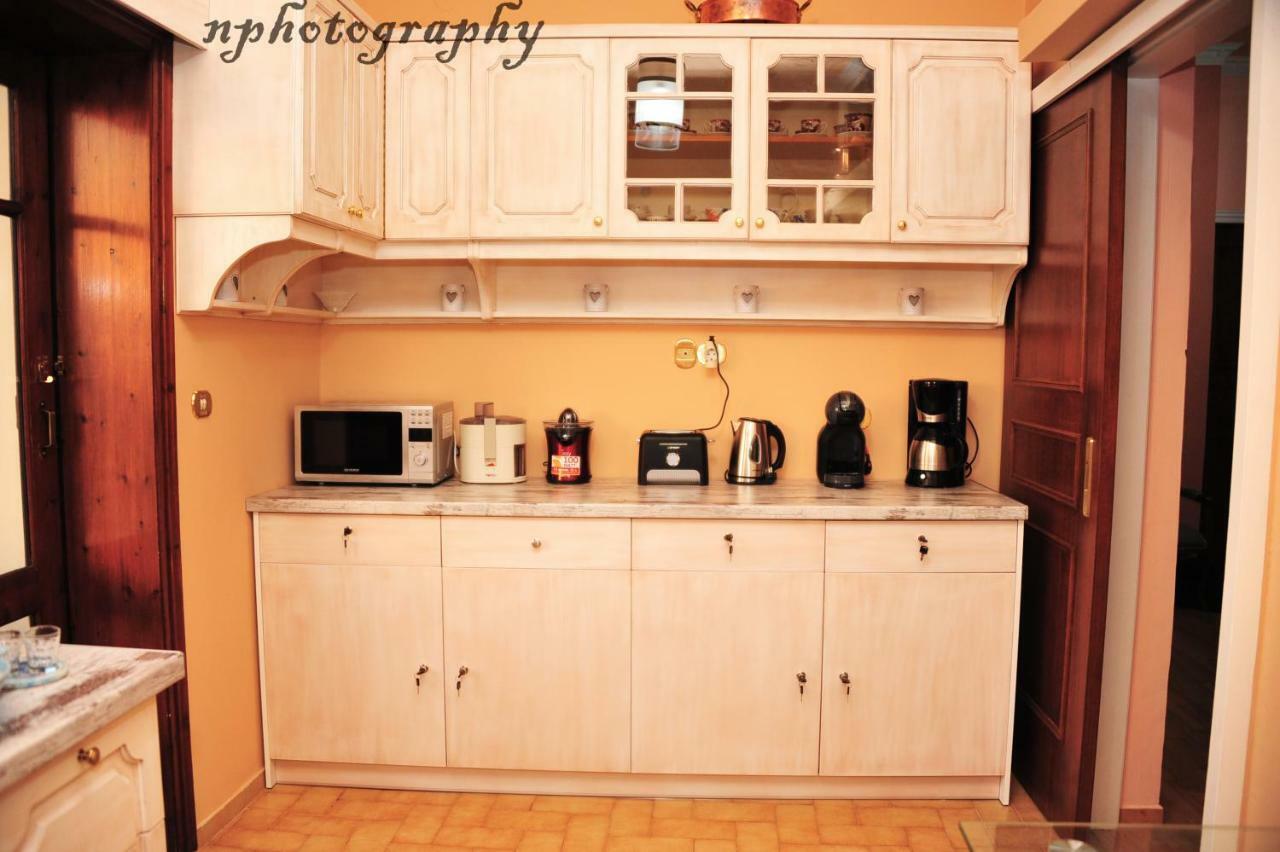 חאניה Alexandra'S Art Apartment מראה חיצוני תמונה