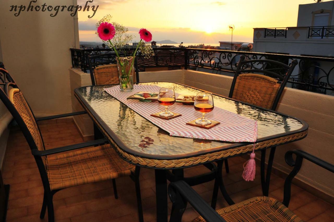 חאניה Alexandra'S Art Apartment מראה חיצוני תמונה